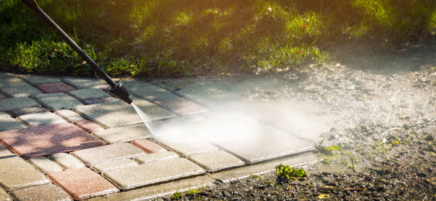Best Pool Deck Cleaning  in Charleston, MO